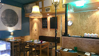 Atmosphère du Restaurant de sushis sushi in sushi à Paris - n°10