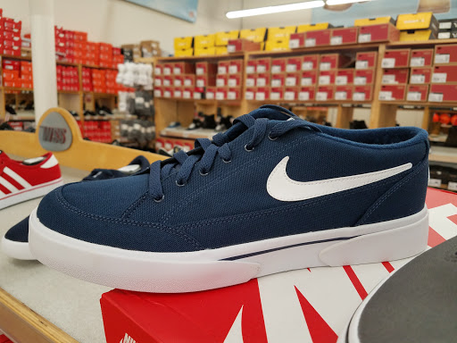 Shoe Store «WSS», reviews and photos, 20310 S Wilmington Ave, Compton, CA 90220, USA