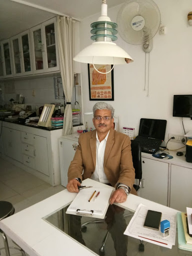 Dr Asif Iqbal, The Skin Clinic