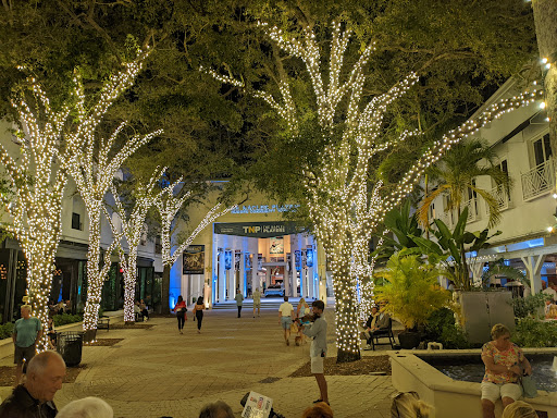 Coffee Shop «Starbucks», reviews and photos, 796 5th Ave S, Naples, FL 34102, USA