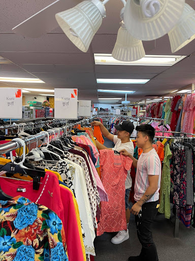 Kanchenjunga Clothing Store
