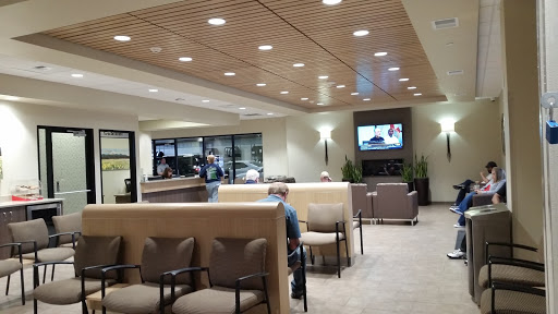 Toyota Dealer «Toyota of Puyallup», reviews and photos, 1400 River Rd, Puyallup, WA 98371, USA