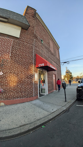 CVS, 300 Wood Ave, Linden, NJ 07036, USA, 