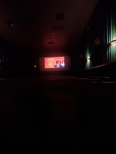 Movie Theater «AMC Classic Sauk Valley 8», reviews and photos, 4110 30th St, Sterling, IL 61081, USA