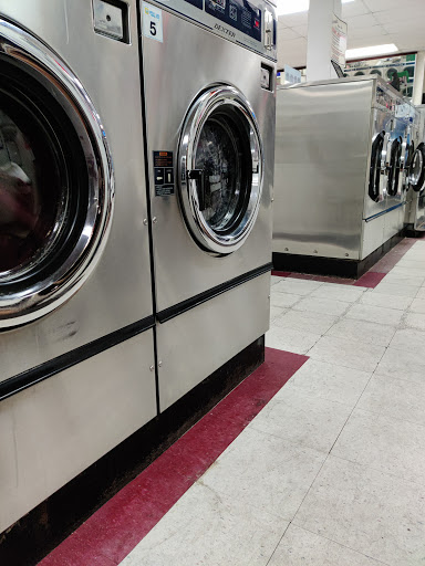 Laundromat «WarnerDale Coin Laundry», reviews and photos, 6058 Warner Ave, Huntington Beach, CA 92647, USA
