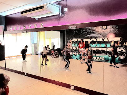 Twister Dance Academy (Dance Studio,Bukit Indah)