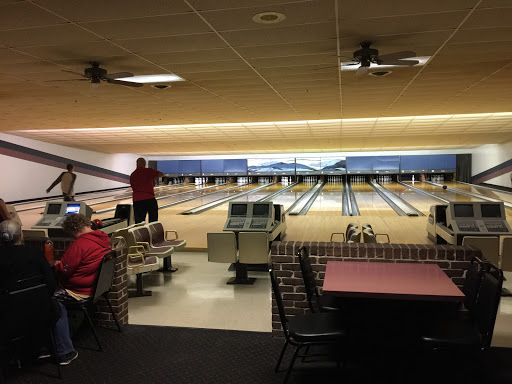 Bowling Alley «Colonial Lanes Bowling The BOHO bar is on facebook», reviews and photos, 1849 Gardner Ln NW, Corydon, IN 47112, USA