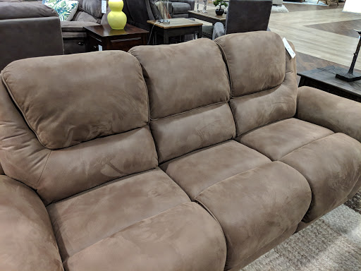 Furniture Store «Living Spaces - Glendale, AZ», reviews and photos, 6767 W Bell Rd, Glendale, AZ 85308, USA