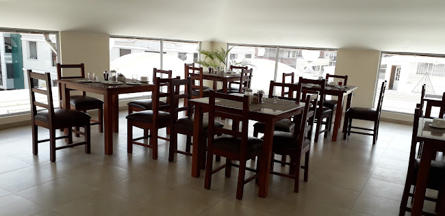 Opiniones de Restaurant Montecarlo en Riobamba - Restaurante