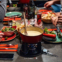 Raclette du Restaurant français La Table de Bretagne et Table de Savoie à Montigny-le-Bretonneux - n°1