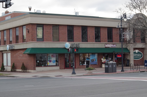 AT&T, 105 Main St, Middletown, CT 06457, USA, 
