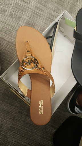 Department Store «Nordstrom Rack Downtown DC», reviews and photos, 1800 L St NW, Washington, DC 20036, USA