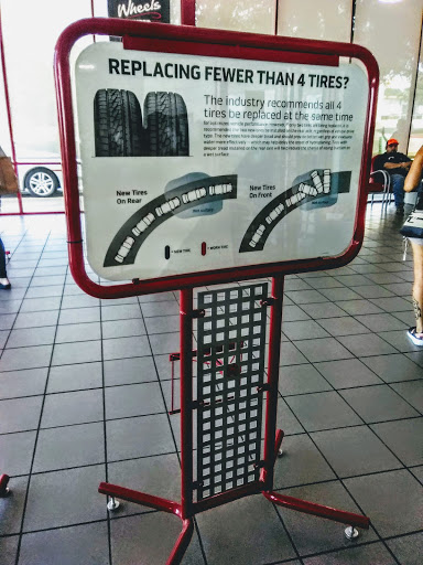 Tire Shop «Discount Tire Store - Tomball, TX», reviews and photos, 14239 Farm to Market 2920, Tomball, TX 77377, USA