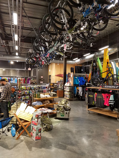 Camping Store «REI», reviews and photos, 6220 Topanga Canyon Blvd, Woodland Hills, CA 91367, USA