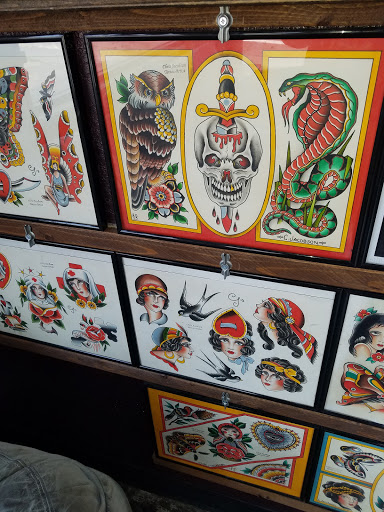 Tattoo Shop «All American Tattoo», reviews and photos, 1742 Center St NE #1748, Salem, OR 97301, USA
