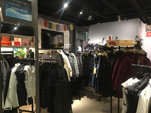 Camping Store «Yellow Wood», reviews and photos, 401 E Silver Spring Dr, Whitefish Bay, WI 53217, USA