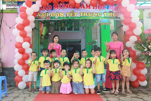 Trường mầm non Việt Úc Montessori