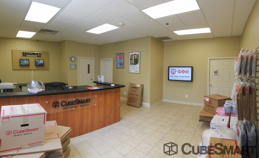 Self-Storage Facility «CubeSmart Self Storage», reviews and photos, 35 Winthrop Ave, New Rochelle, NY 10801, USA