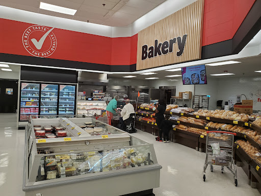 Grocery Store «Winn-Dixie», reviews and photos, 701 E Main St, Prattville, AL 36067, USA