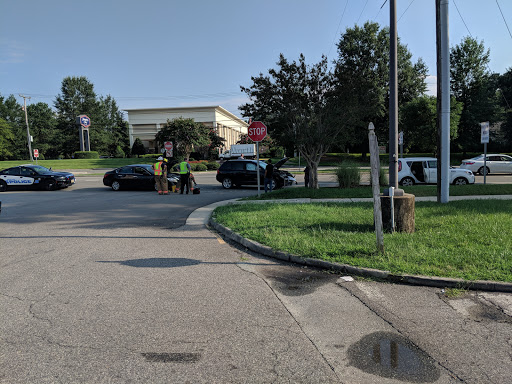 Shopping Mall «Ashland Hanover Shopping Center», reviews and photos, 215 N Washington Hwy, Ashland, VA 23005, USA