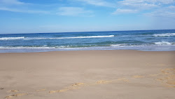 Zdjęcie Glomar Beach położony w naturalnym obszarze