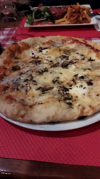 Pizza du Pizzeria Lou Poumpouille à Carros - n°4