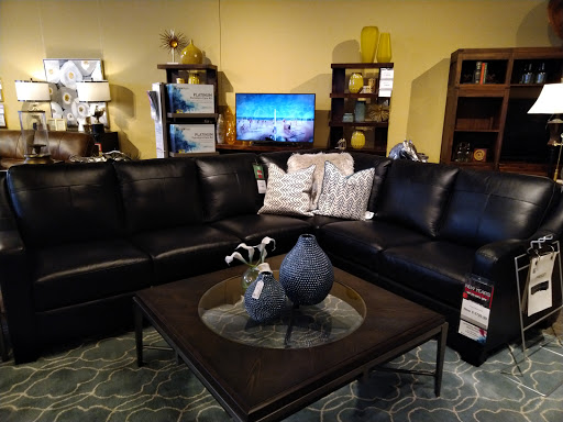 Furniture Store «Art Van Furniture - Batavia», reviews and photos, 165 N Randall Rd, Batavia, IL 60510, USA