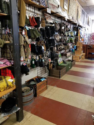 Army & Navy Surplus Shop «Indianapolis Army Navy», reviews and photos, 6032 E 21st St, Indianapolis, IN 46219, USA