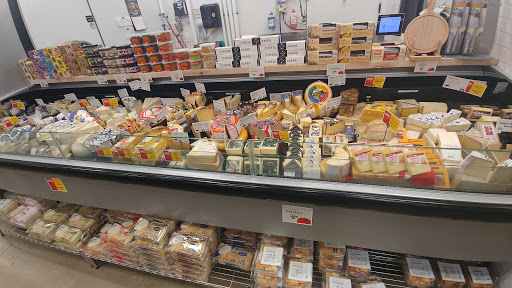 Grocery Store «Earth Fare North Canton», reviews and photos, 3939 Everhard Rd NW, North Canton, OH 44709, USA