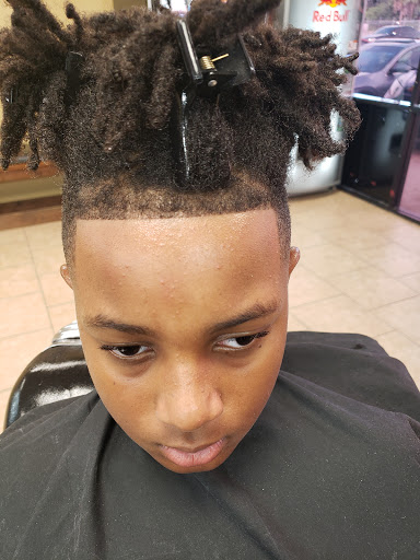 Barber Shop «Transitions Barber Shop», reviews and photos, 18150 Kieth Harrow Blvd # B, Houston, TX 77084, USA