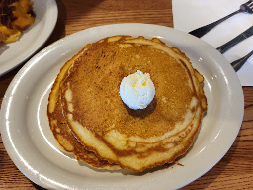 American Restaurant «Cracker Barrel Old Country Store», reviews and photos, 18531 N Creek Dr, Tinley Park, IL 60477, USA