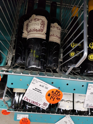 Liquor Store «Ledgewood Bottle King», reviews and photos, 260 NJ-10, Succasunna, NJ 07876, USA