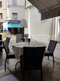 Atmosphère du Restaurant D'Ici Et D'Ailleurs à Avignon - n°7