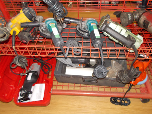 Pawn Shop «AZ Pawn & Guns», reviews and photos, 442 E Main St, Norwich, CT 06360, USA