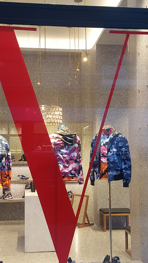 Boutique «VALENTINO», reviews and photos, 105 Grant Ave, San Francisco, CA 94108, USA