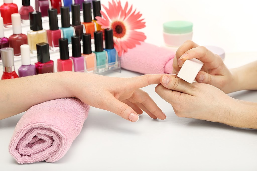 Dream Nails & Spa 77536