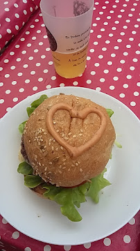Plats et boissons du Restaurant de hamburgers Frères patates à Mornans - n°2