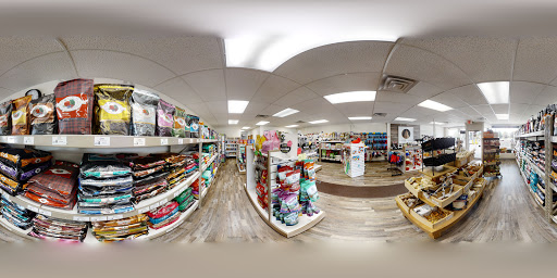 Pet Supply Store «Wags & Whiskers Pet Food, Supplies, & Grooming», reviews and photos, 1603 Losey Blvd S, La Crosse, WI 54601, USA