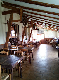 Atmosphère du Restaurant français Restaurant Le Col D'Aulac à Le Vaulmier - n°3