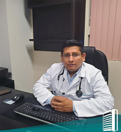 Opiniones de Dr. Darwin Poma - Reumatologo en Riobamba - Médico