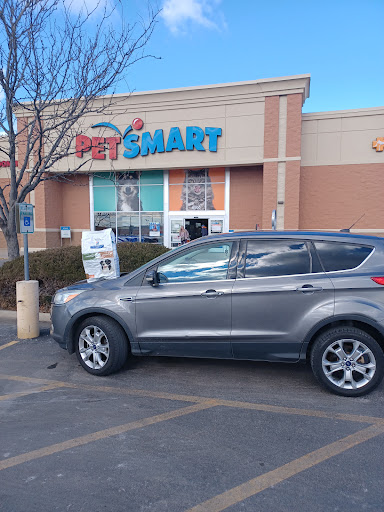 Pet Supply Store «PetSmart», reviews and photos, 8500 N Evanston Ave, Kansas City, MO 64157, USA