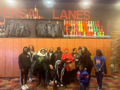 Bowling Alley «Universal Lanes», reviews and photos, 2101 E Twelve Mile Rd, Warren, MI 48092, USA