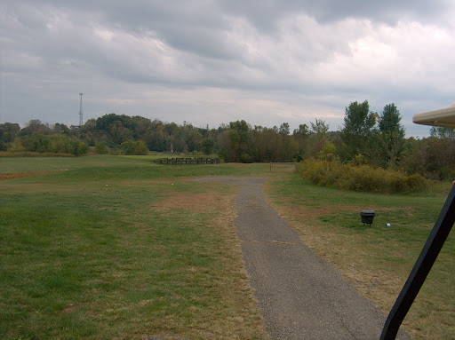 Golf Course «Bluff Creek Golf Course», reviews and photos, 2710 Old State Rd 37 N, Greenwood, IN 46143, USA