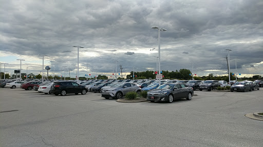 Toyota Dealer «Planet Toyota», reviews and photos, 5540 Auto Ct Dr, Matteson, IL 60443, USA