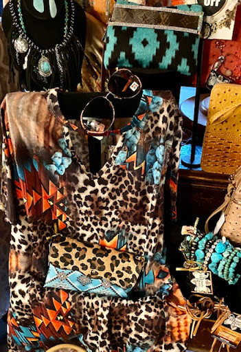 Beauty Salon «Mylinda Renay Salon Spa & Boutique», reviews and photos, 780 E Road to Six Flags St #240, Arlington, TX 76011, USA