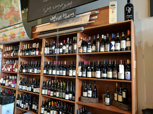 Wine Store «Blackbird Wine Shop», reviews and photos, 4323 NE Fremont St, Portland, OR 97213, USA