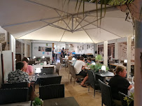 Atmosphère du Restaurant Sur la Côte à Le Lavandou - n°1