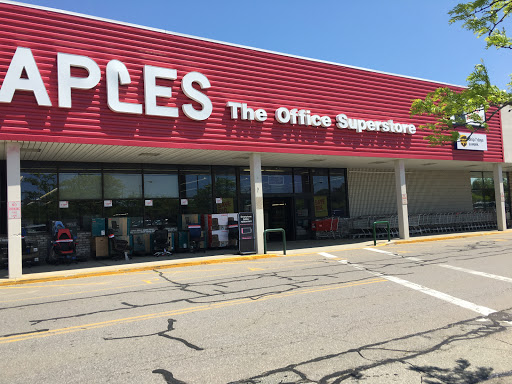 Office Supply Store «Staples», reviews and photos, 176 S Broadway, Salem, NH 03079, USA