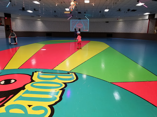 Roller Skating Rink «Bonaventure Always Family Friendly Skating Center And Birthday Parties», reviews and photos, 24505 Halsted Rd, Farmington Hills, MI 48335, USA