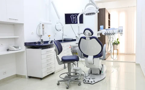Dr. Ali EL HUSSEINI - Chirurgien Dentiste - Partenaire AfriDoctor image